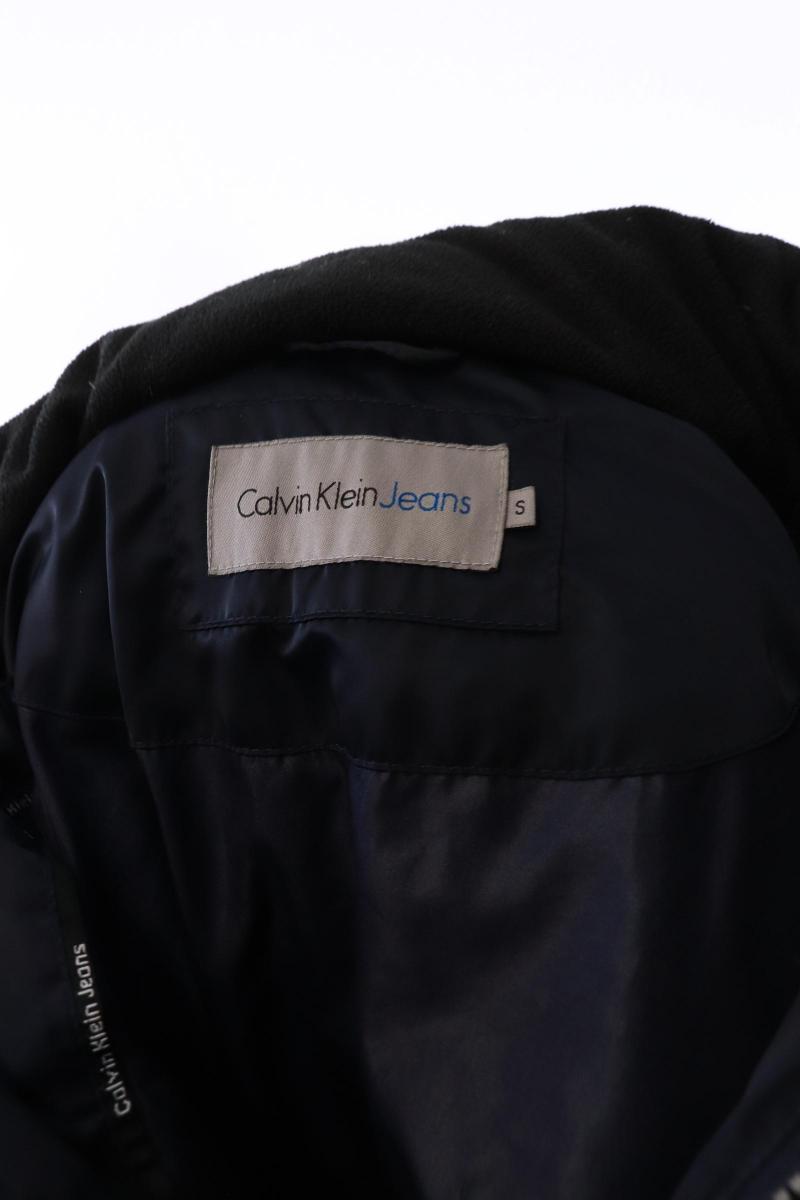 Дамско яке с пълнеж пух Calvin Klein - Calvin Klein