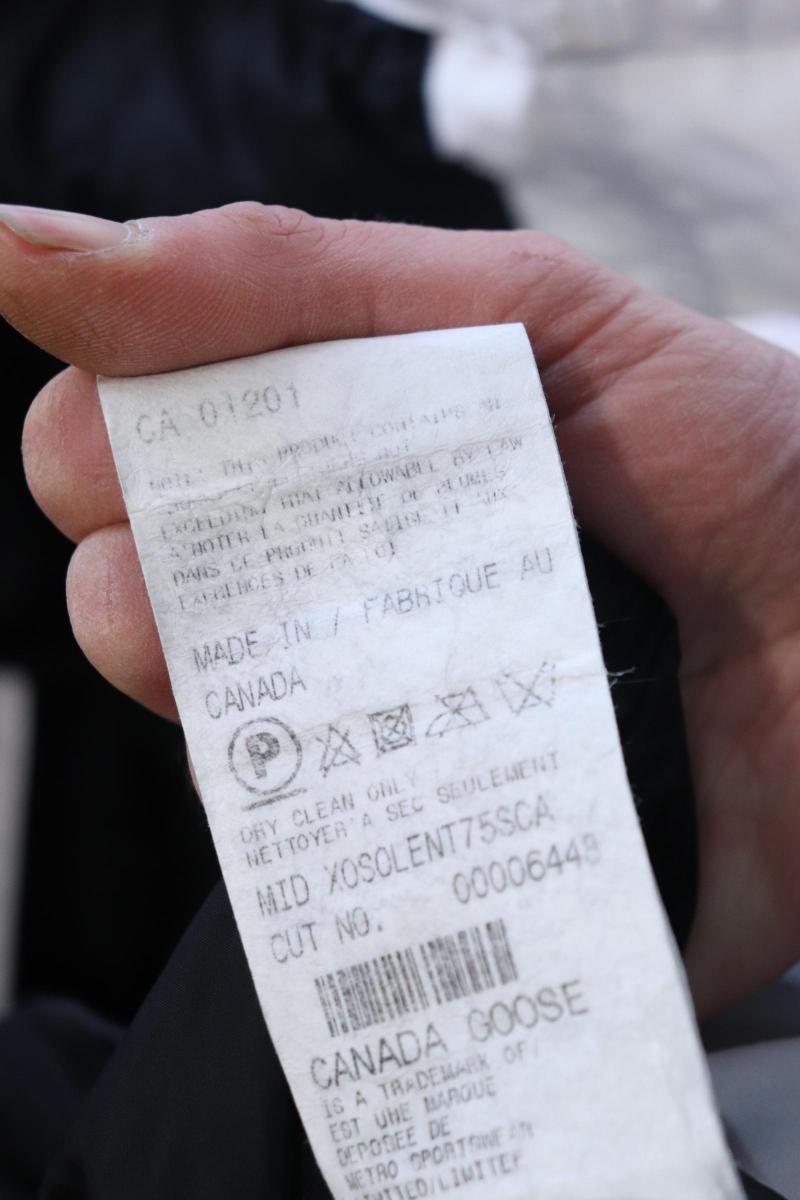 Дамско яке с пълнеж пух Canada Goose - Canada Goose